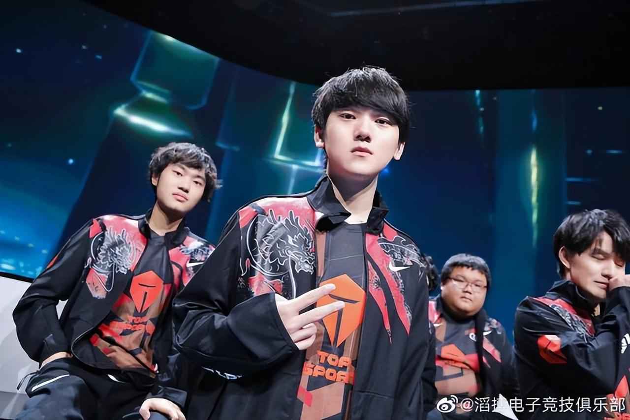 在此次比赛 在此次比赛